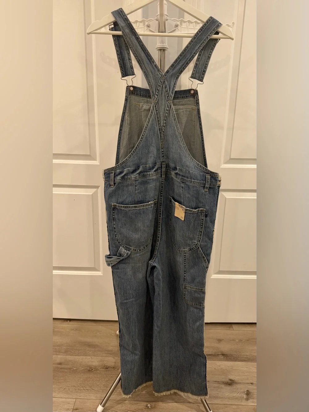 Pilcro The Lex Denim Overalls Relaxed Fit Distressed Medium Wash Size 28 NWT